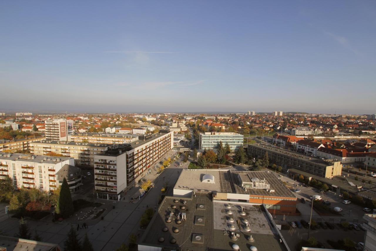 Superb Apartment With Incredible View At The Best Location Veszprém Kültér fotó